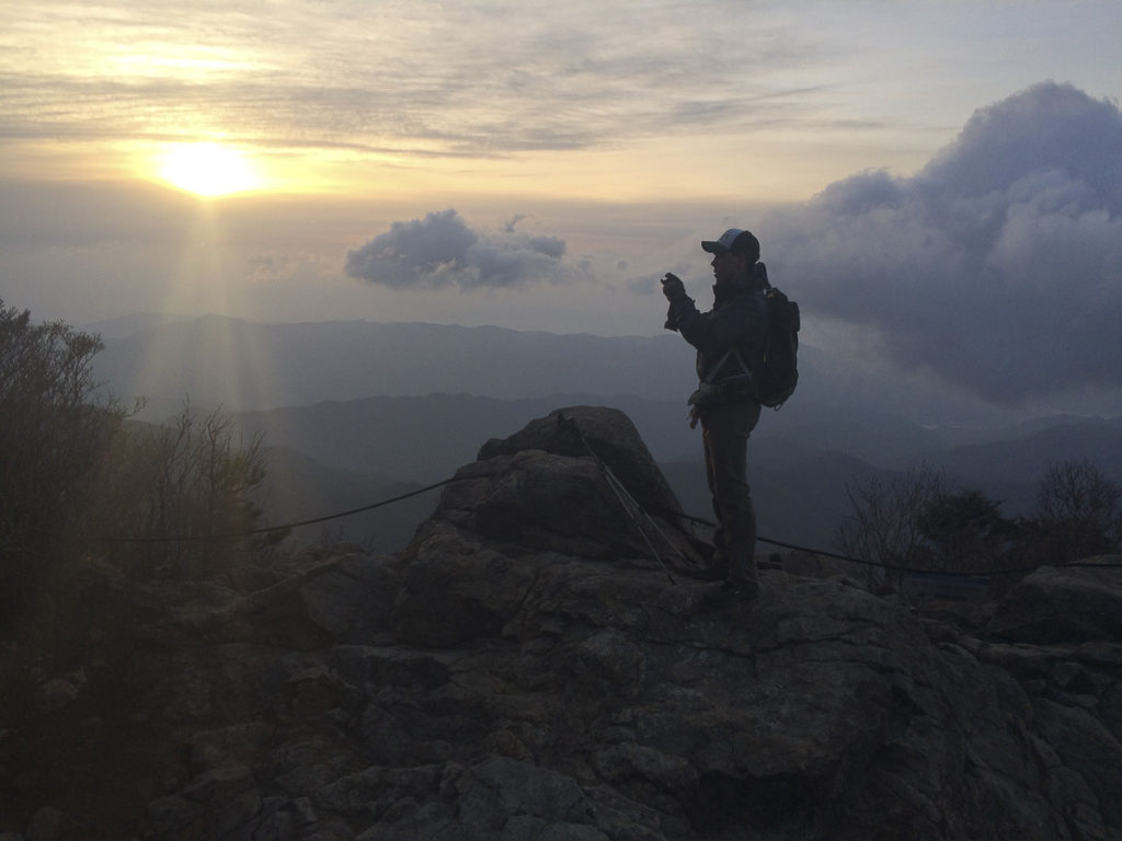 Jirisan multi-day traverse hike South Korea