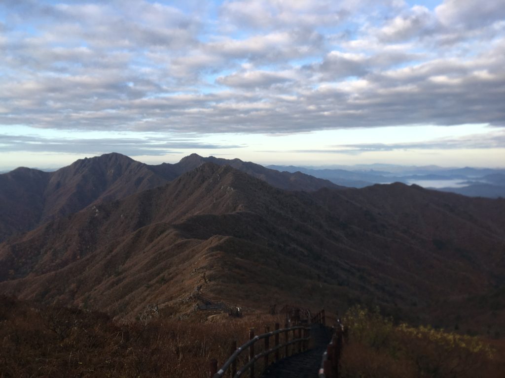 Guided hikes in South Korea